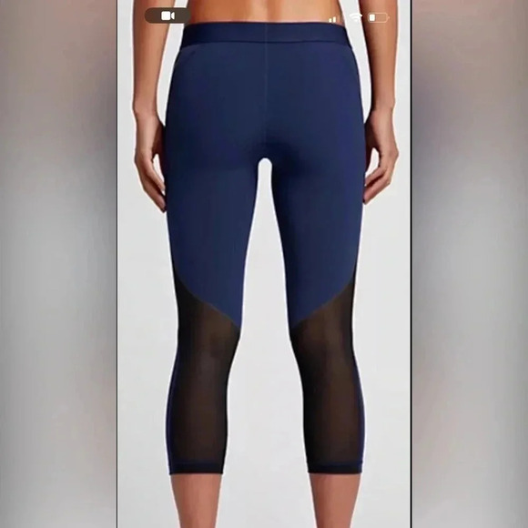 Women’s NIKE Pro Hypercool Navy Blue Black Mesh Training Leggings Size XS - Picture 2 of 8